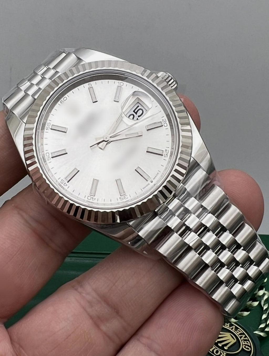 1:1 PLAIN SILVER WRIST BLING