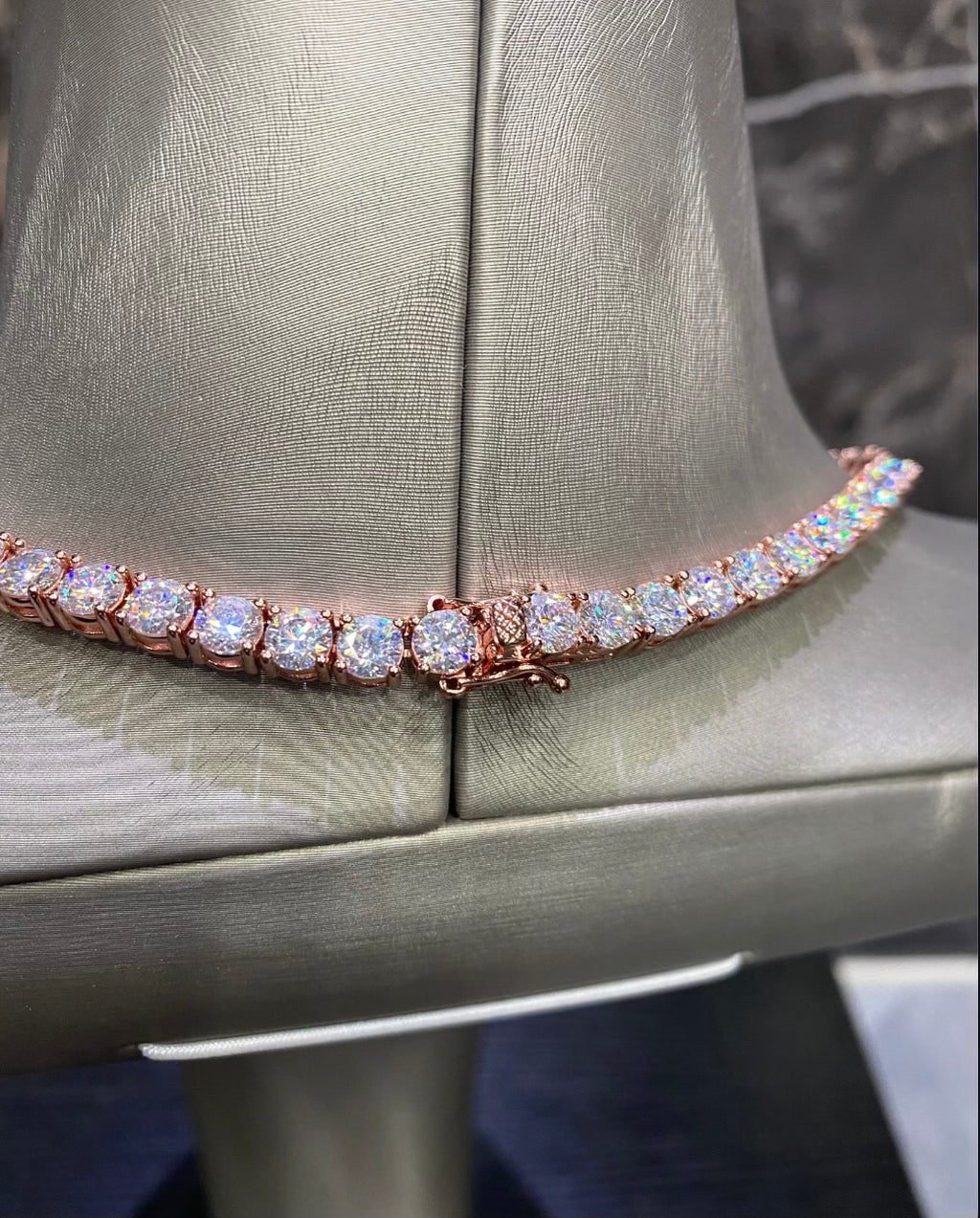 1:1 Rose Gold Iced Out Neck Bling